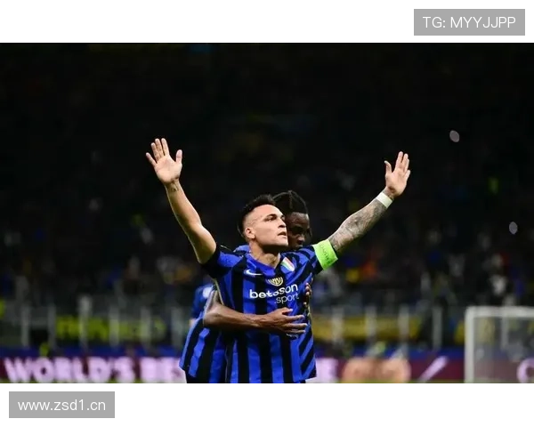 米兰国际比赛精彩瞬间,明星球员的巅峰对决令人难忘 米兰国际比赛精彩瞬间,明星球员的巅峰对决令人难忘